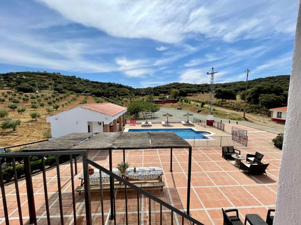 Santa Marta Complejo Rural Con Pista De Padel Pensionat Archidona Exteriör bild