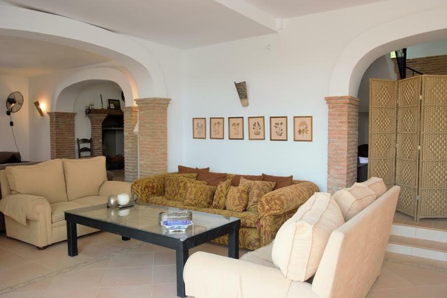 Santa Marta Complejo Rural Con Pista De Padel Pensionat Archidona Exteriör bild